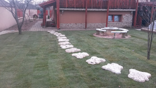 M&udblac;k&ouml;d&eacute;s k&ouml;zben