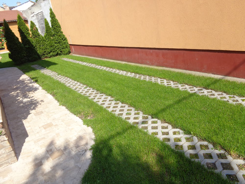 Kert az otthonunk f&eacute;nypontja